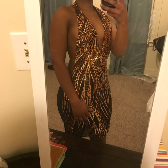 Poshmark profile picture for @lapay